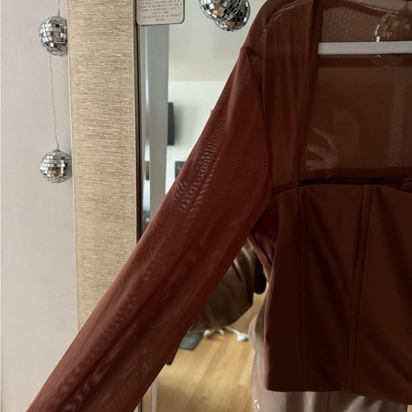 With Jean Al Top in Chocolate - Picture 4 of 6